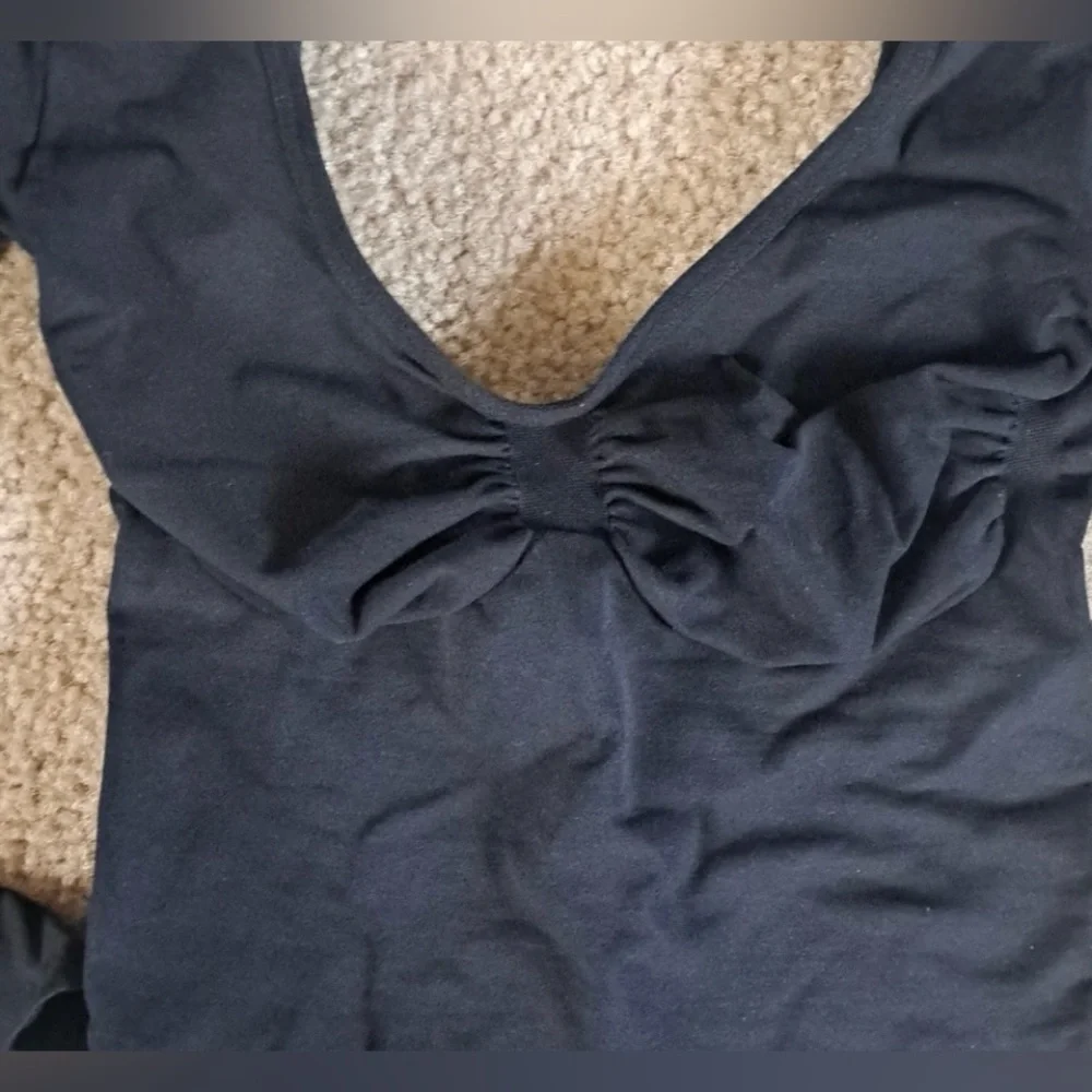 SKIMS Black Long Sleeve Scoop Neck Bodysuit Medium NWOB